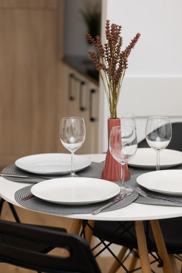 Wola Pet-Friendly Apartments With Ac Slawinska By Noclegi Renters Warsaw Ngoại thất bức ảnh