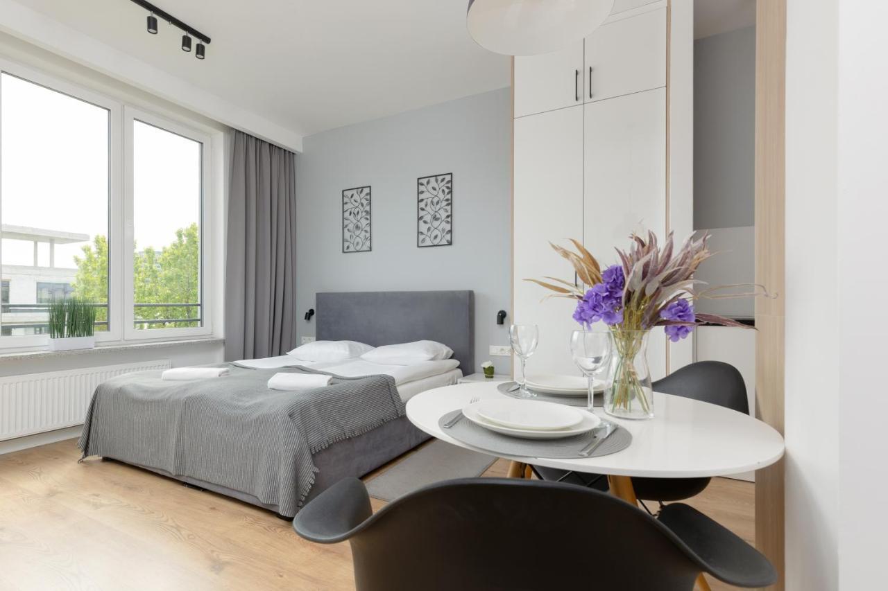 Wola Pet-Friendly Apartments With Ac Slawinska By Noclegi Renters Warsaw Ngoại thất bức ảnh