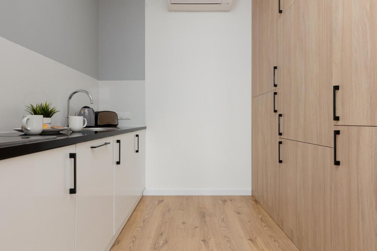 Wola Pet-Friendly Apartments With Ac Slawinska By Noclegi Renters Warsaw Ngoại thất bức ảnh