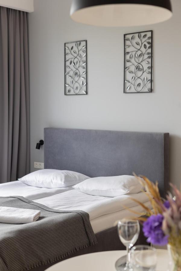 Wola Pet-Friendly Apartments With Ac Slawinska By Noclegi Renters Warsaw Ngoại thất bức ảnh