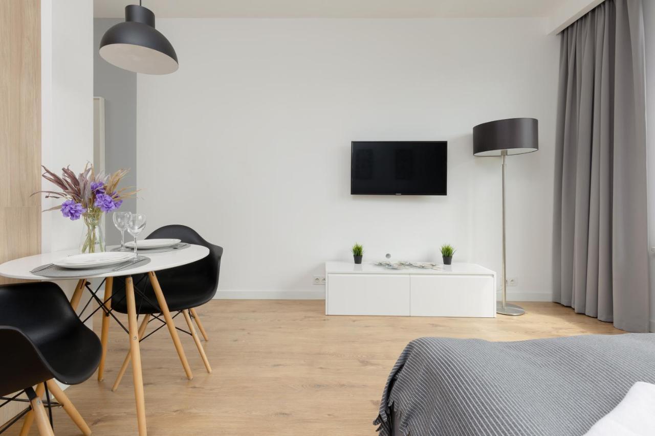 Wola Pet-Friendly Apartments With Ac Slawinska By Noclegi Renters Warsaw Ngoại thất bức ảnh