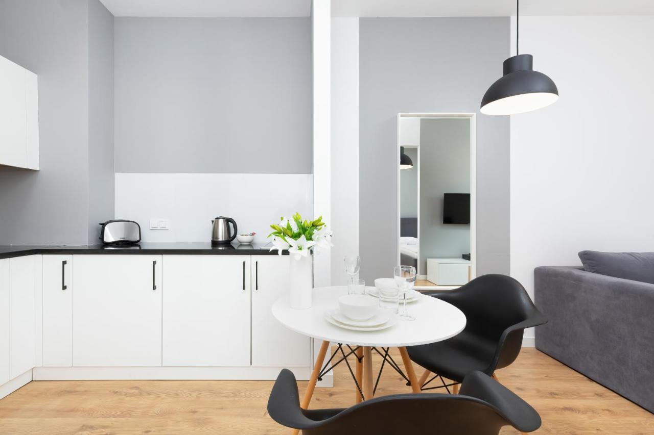 Wola Pet-Friendly Apartments With Ac Slawinska By Noclegi Renters Warsaw Ngoại thất bức ảnh