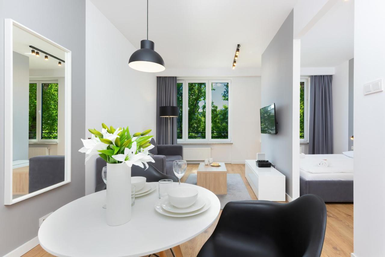 Wola Pet-Friendly Apartments With Ac Slawinska By Noclegi Renters Warsaw Ngoại thất bức ảnh
