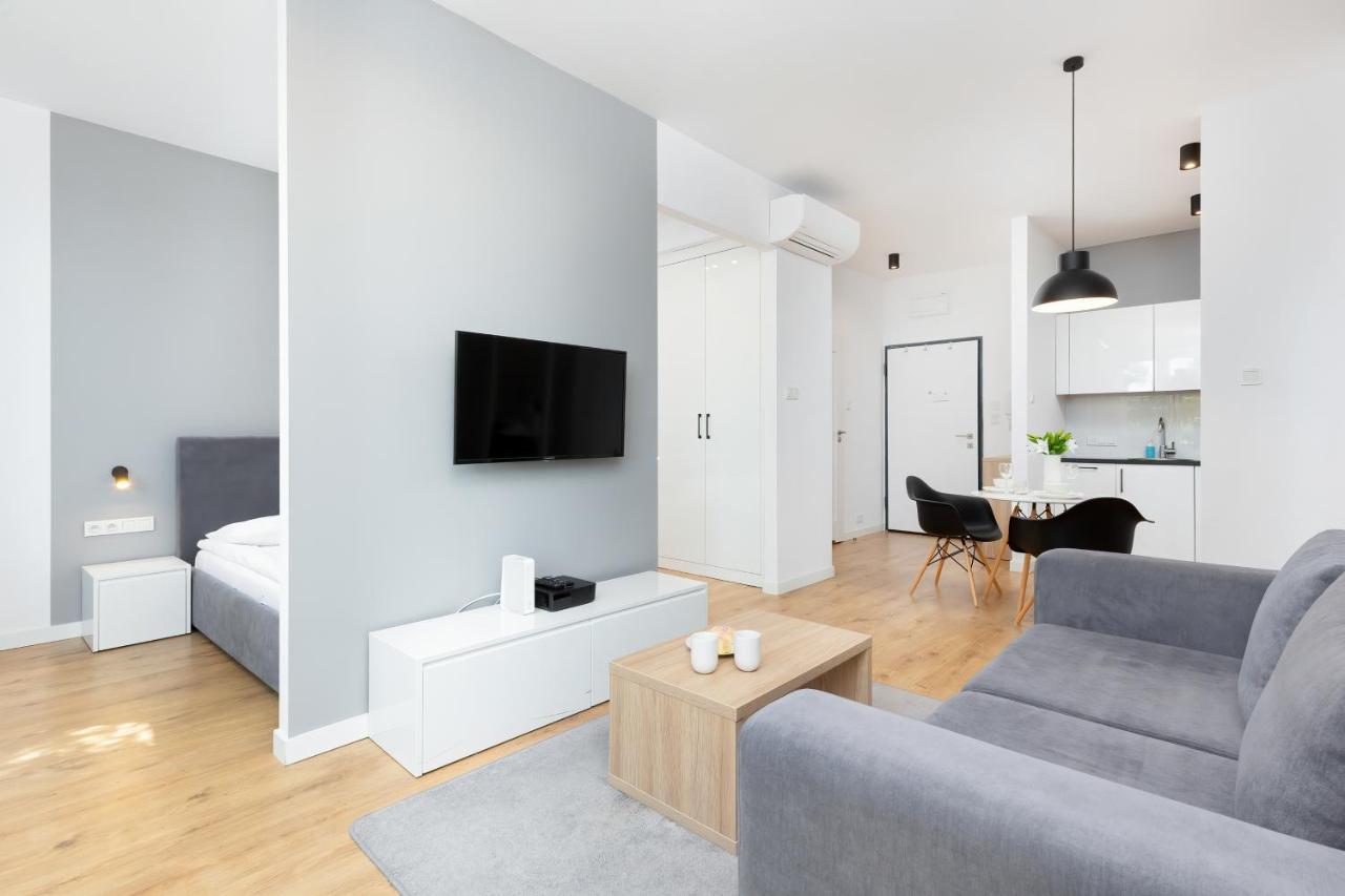 Wola Pet-Friendly Apartments With Ac Slawinska By Noclegi Renters Warsaw Ngoại thất bức ảnh